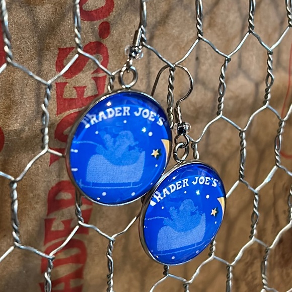 Trader Joe’s earrings 25mm Santa - Picture 2 of 2